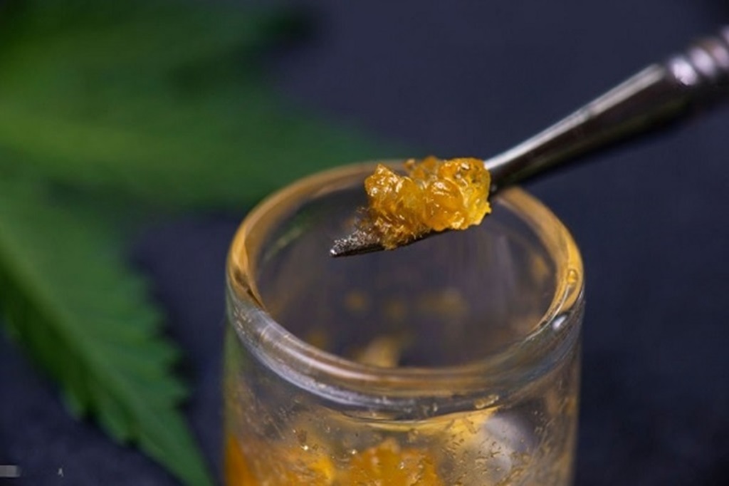 What Is Live Resin and How to Use It: A Complete Guide